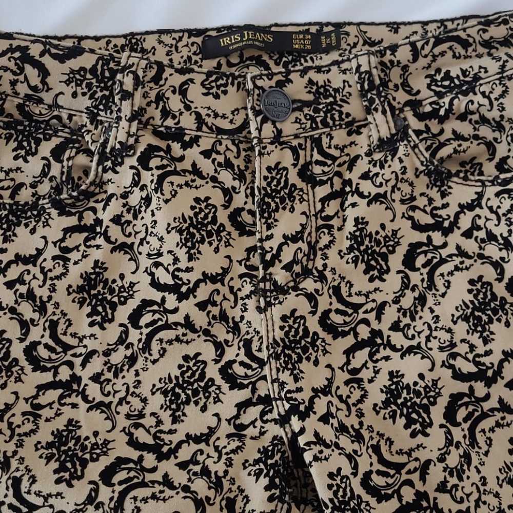 Pants - Picture 7 of 10